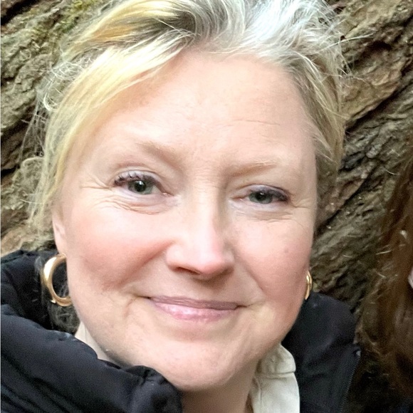 Meet your Posher, Cristi - Picture 4 of 4